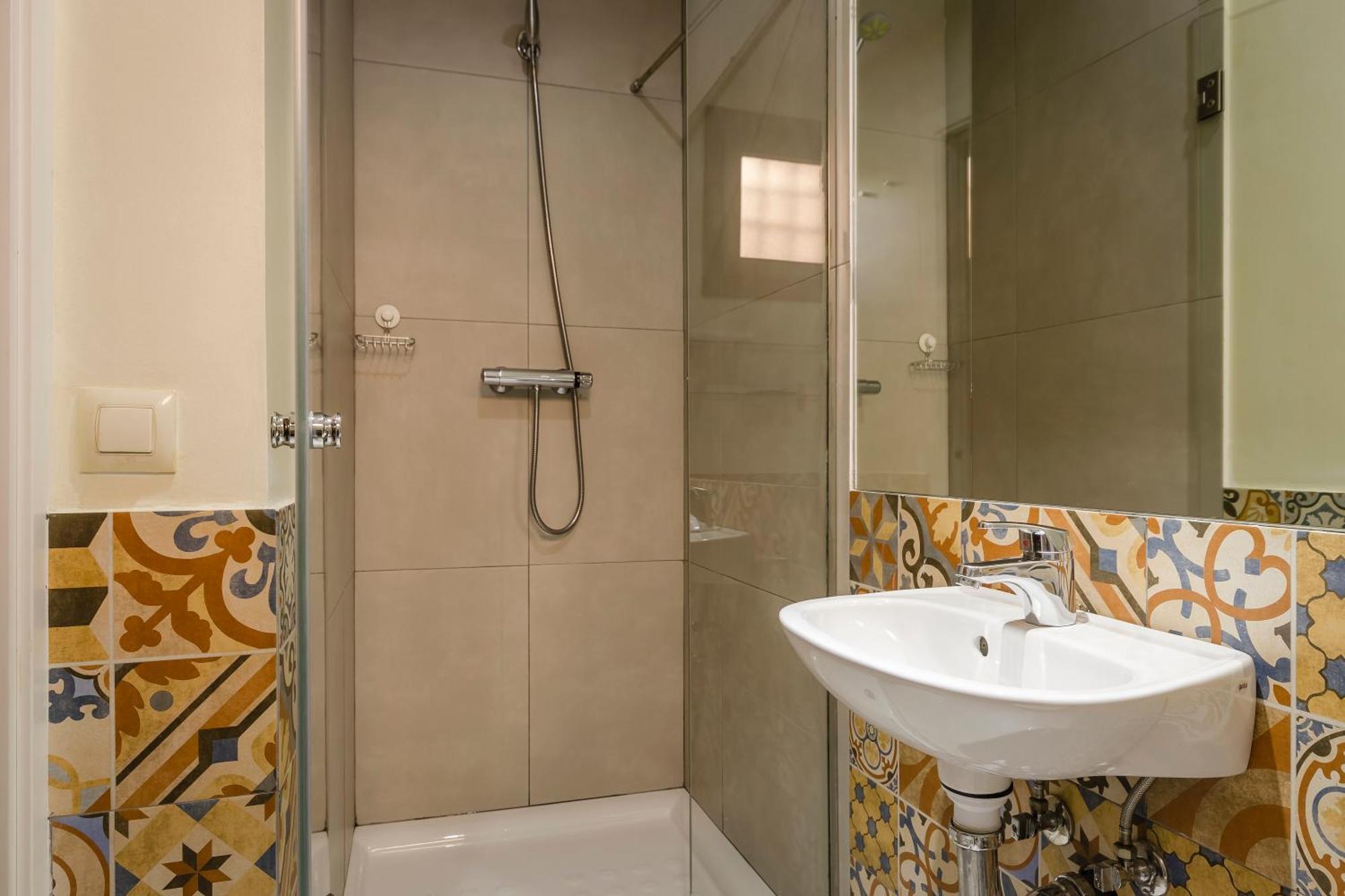 Chambre Double avec 2 Lits d'Appoint